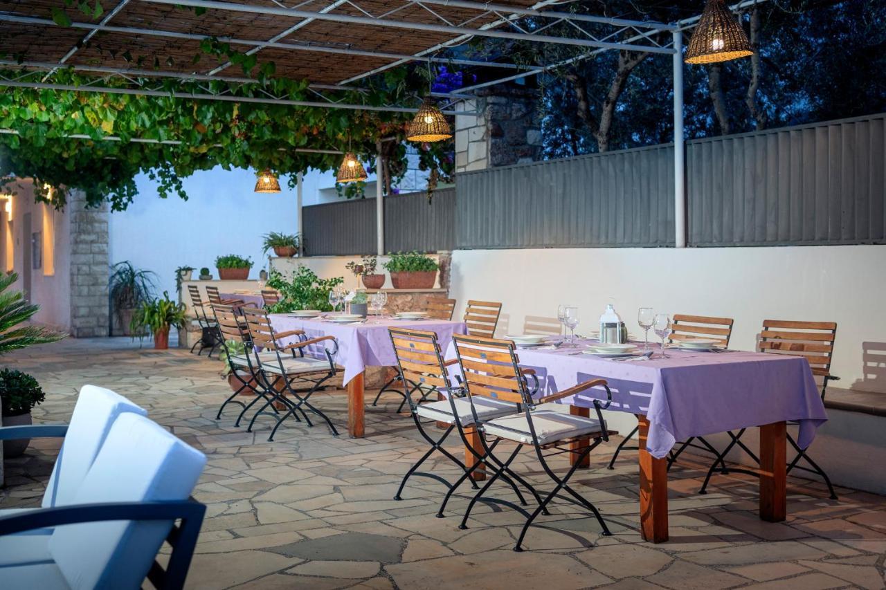 Hotel Pansion Marjan Zavala Esterno foto